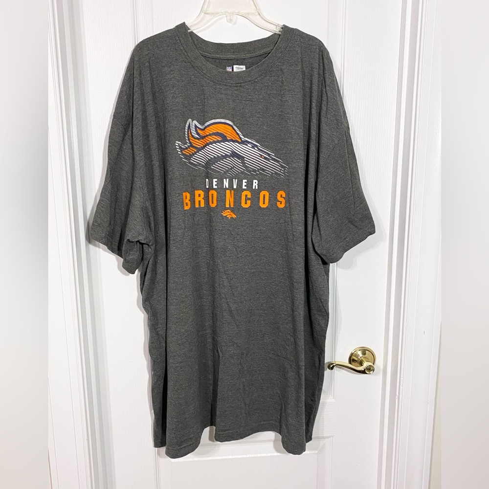Denver Broncos NFL Team Apparel Graphic Tee Heather Gray Men’s 5XL